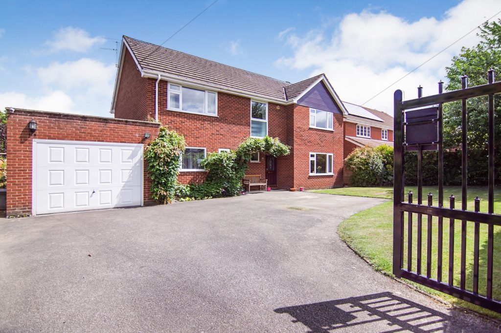 Meeting House Lane, Balsall Common, CV7