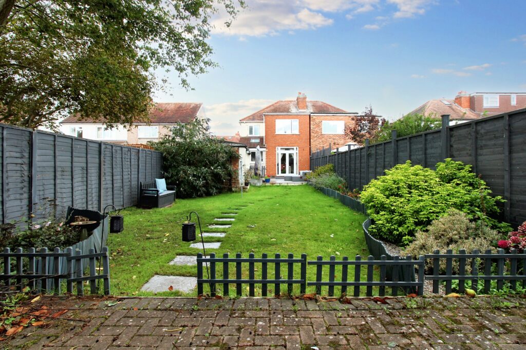 Chestnut Tree Avenue, Coventry