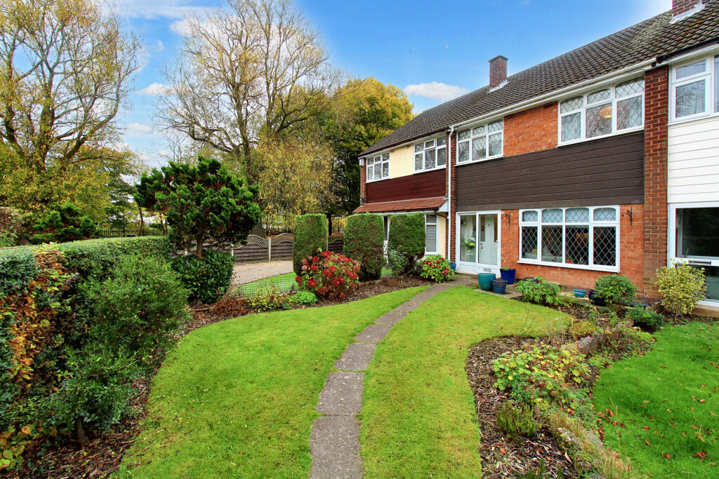 Shottery Close, Coventry, CV5