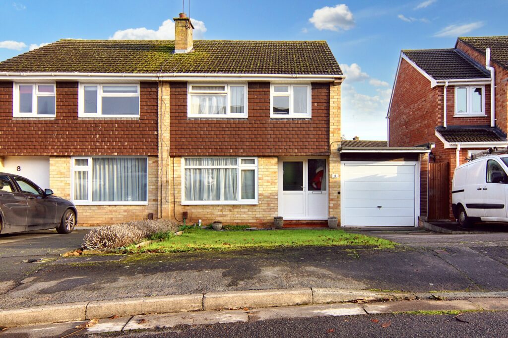 Park Close, Kenilworth, CV8