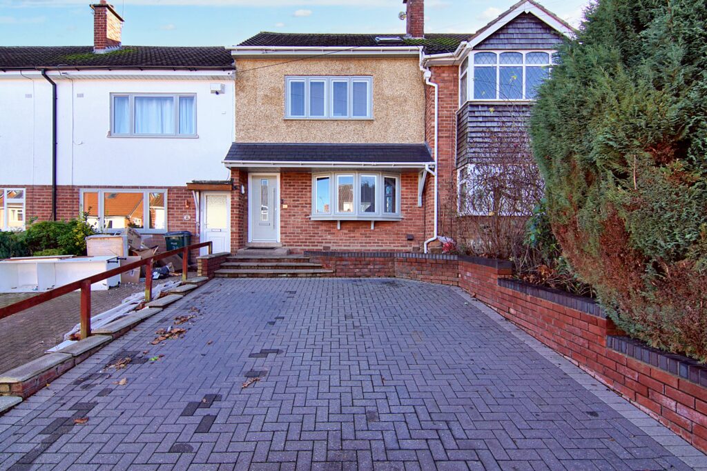 Stonebury Avenue, Coventry, CV5