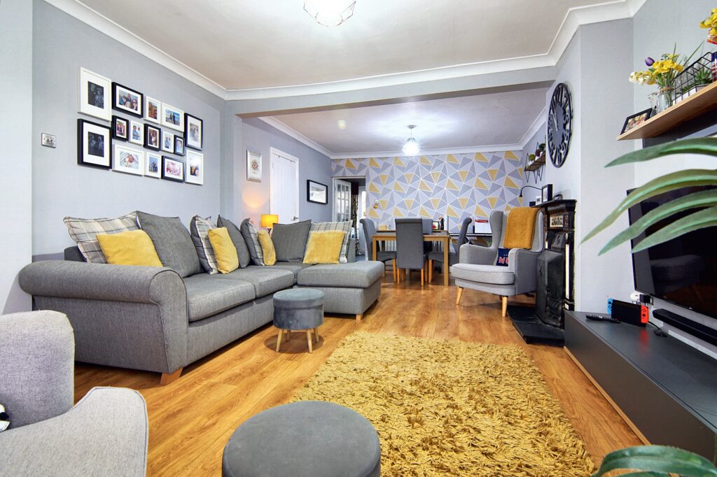 Eastcotes, Coventry, CV4