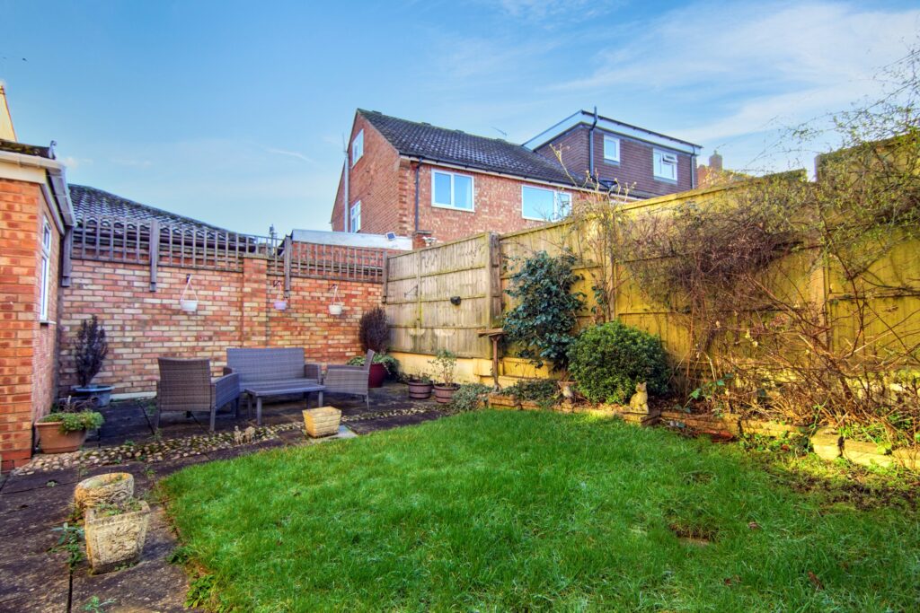 Leagh Close, Kenilworth, CV8