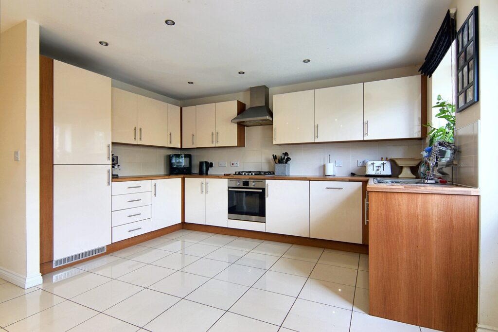 Lyons Drive, Coventry, CV5