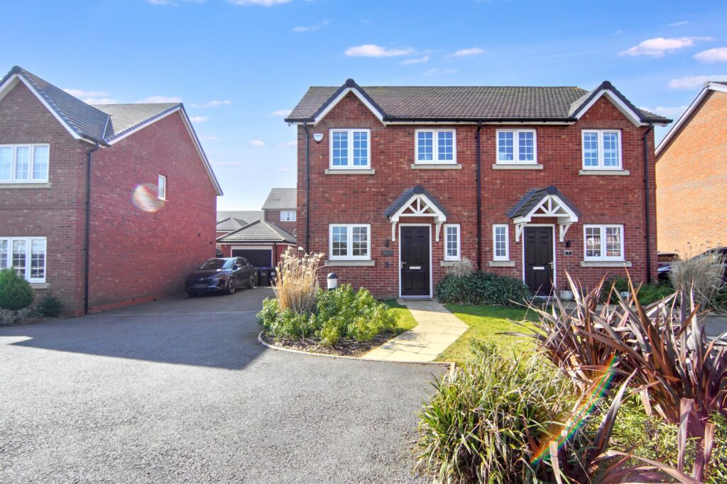 Burrow Hill Lane, Burton Green, CV8