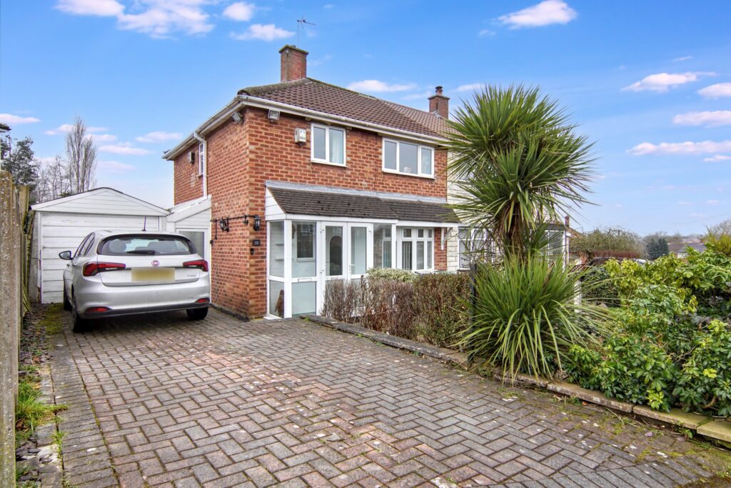 Grant Road, Exhall, CV7