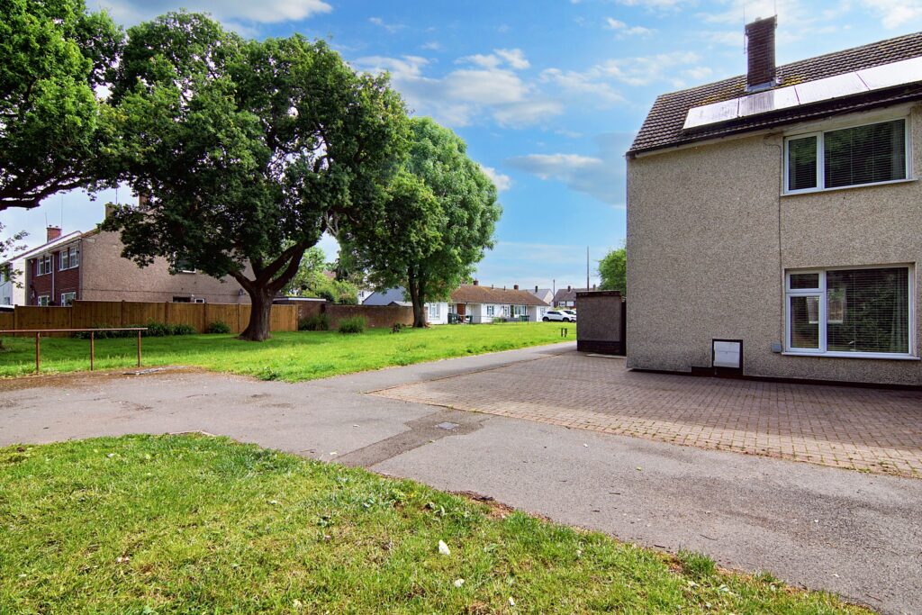 Hawthorn Lane, Coventry, CV4