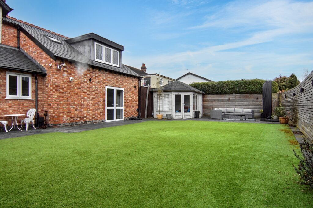 Kelsey Lane, Balsall Common, CV7