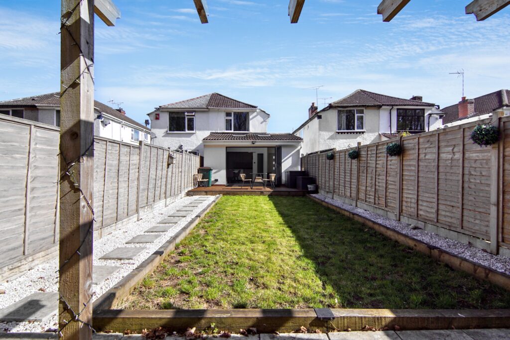 Whoberley Avenue, Coventry, CV5