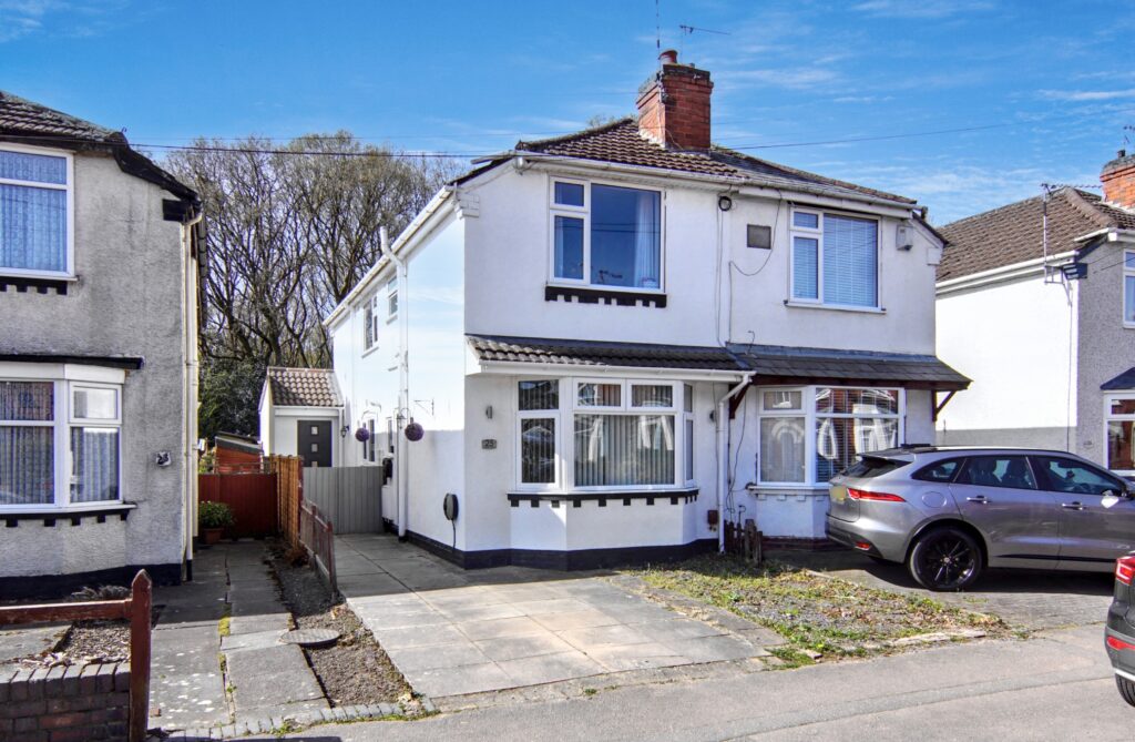 Whoberley Avenue, Coventry, CV5
