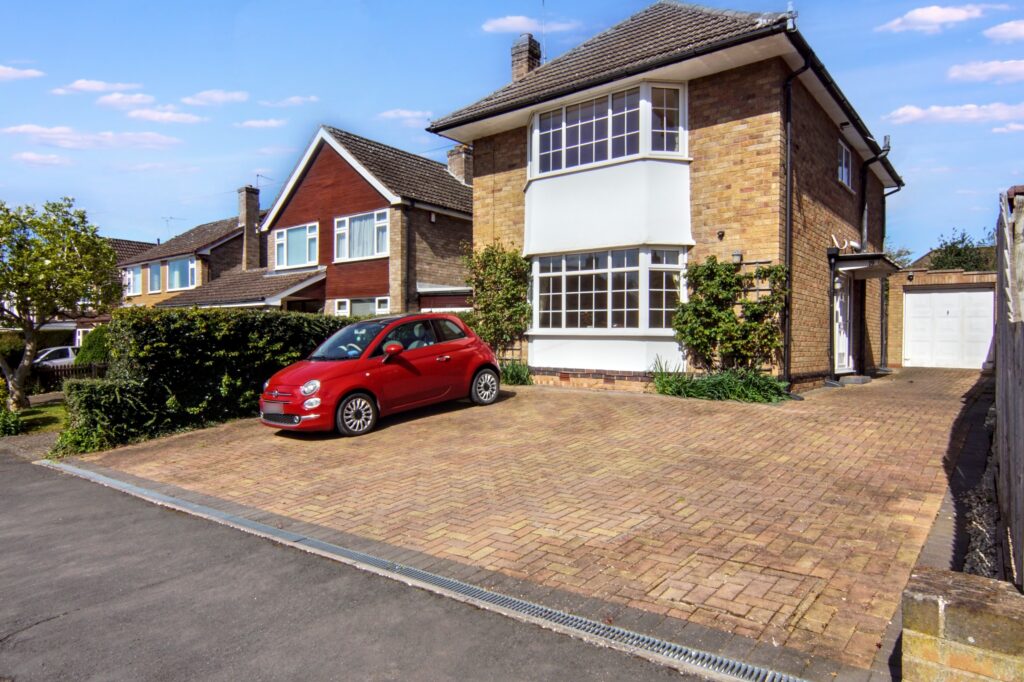 Mercia Avenue, Kenilworth, CV8