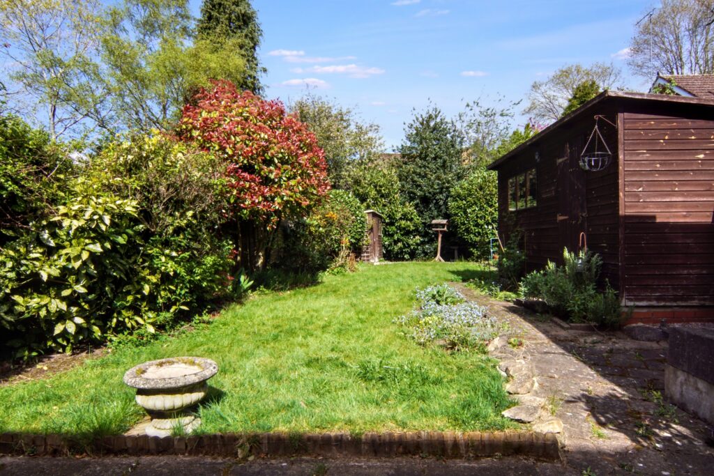 Mercia Avenue, Kenilworth, CV8