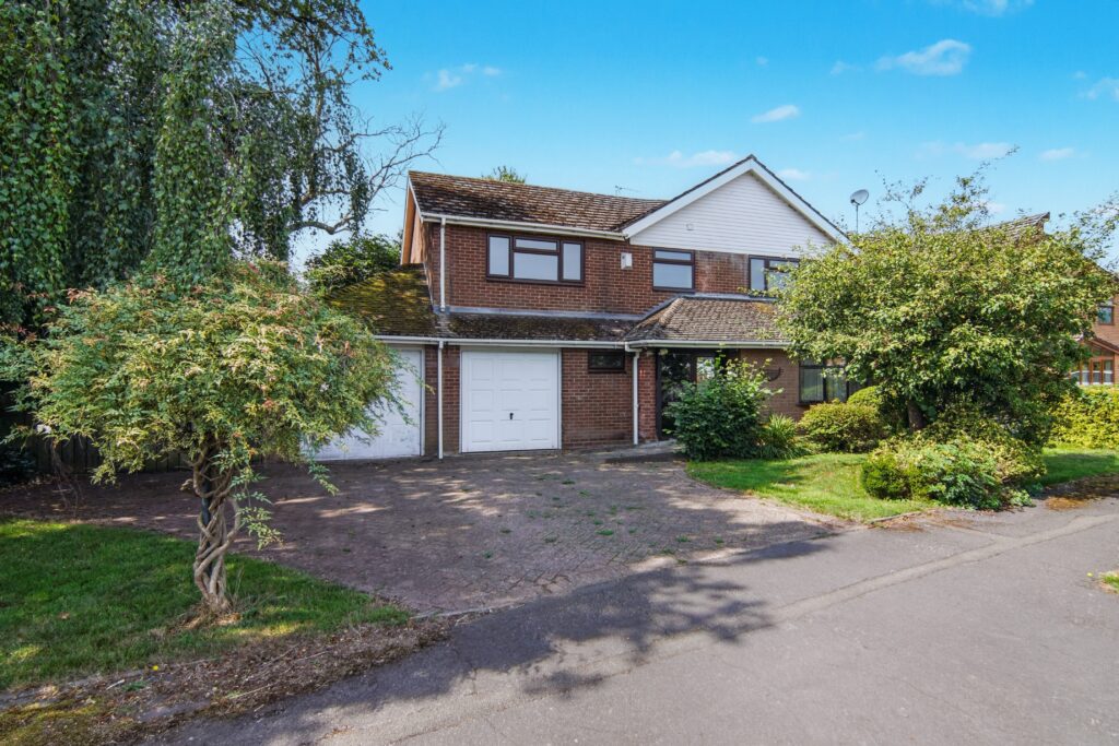 De Montfort Way, Coventry, CV4