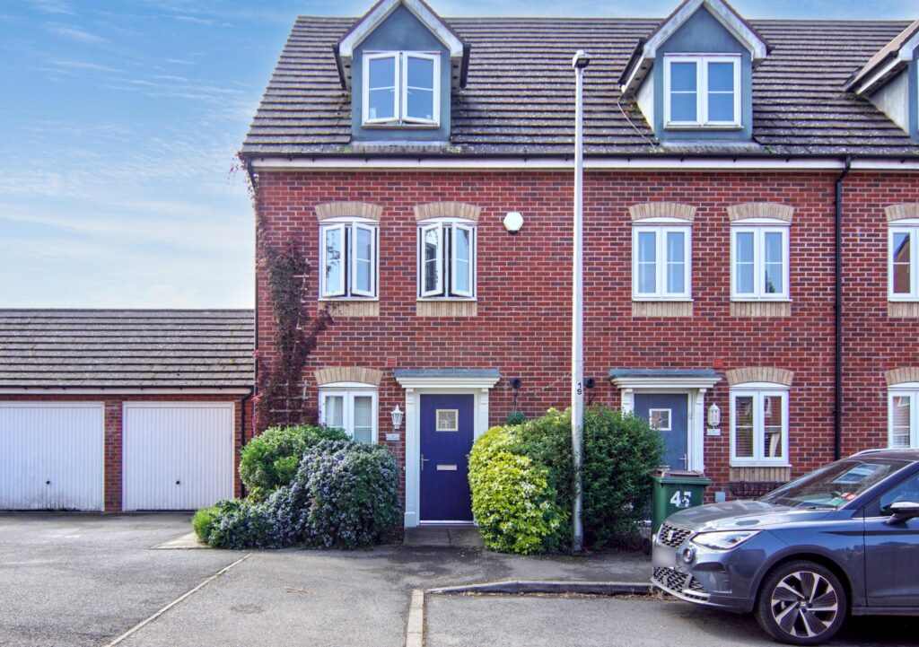 Coopers Meadow, Keresley End, CV7