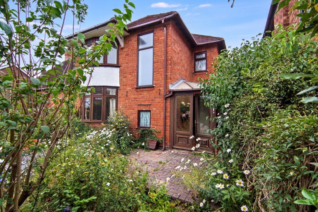 Thornby Avenue, Kenilworth, CV8