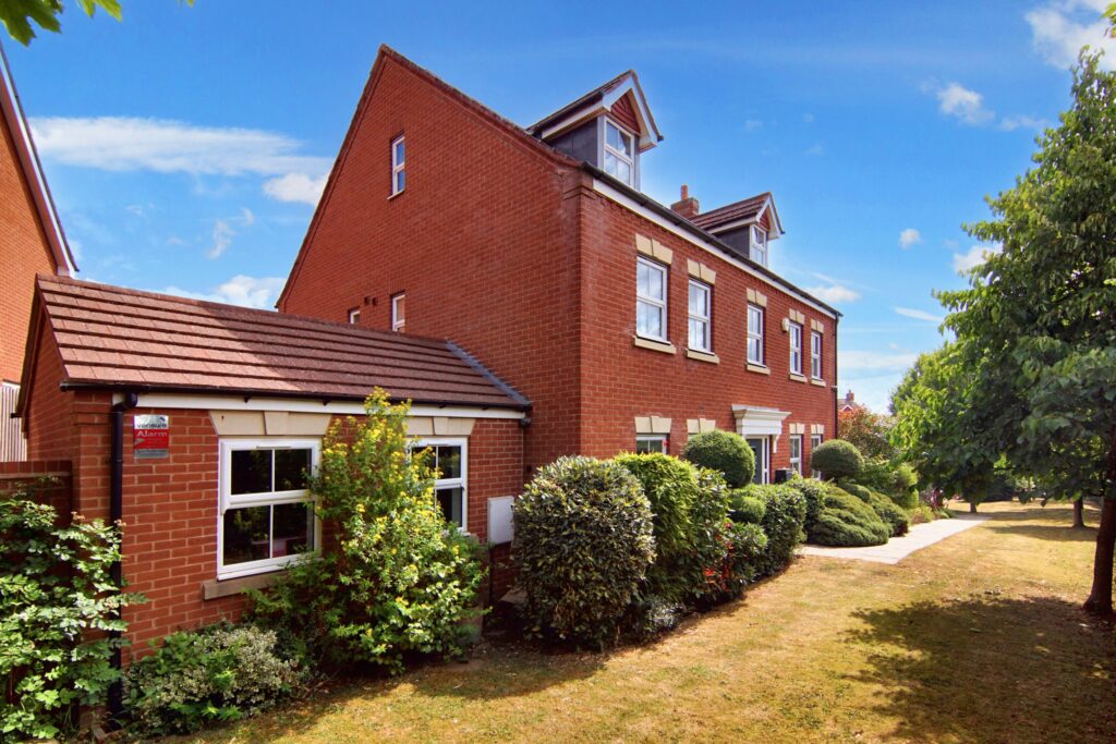 Follis Walk, Coventry, CV4