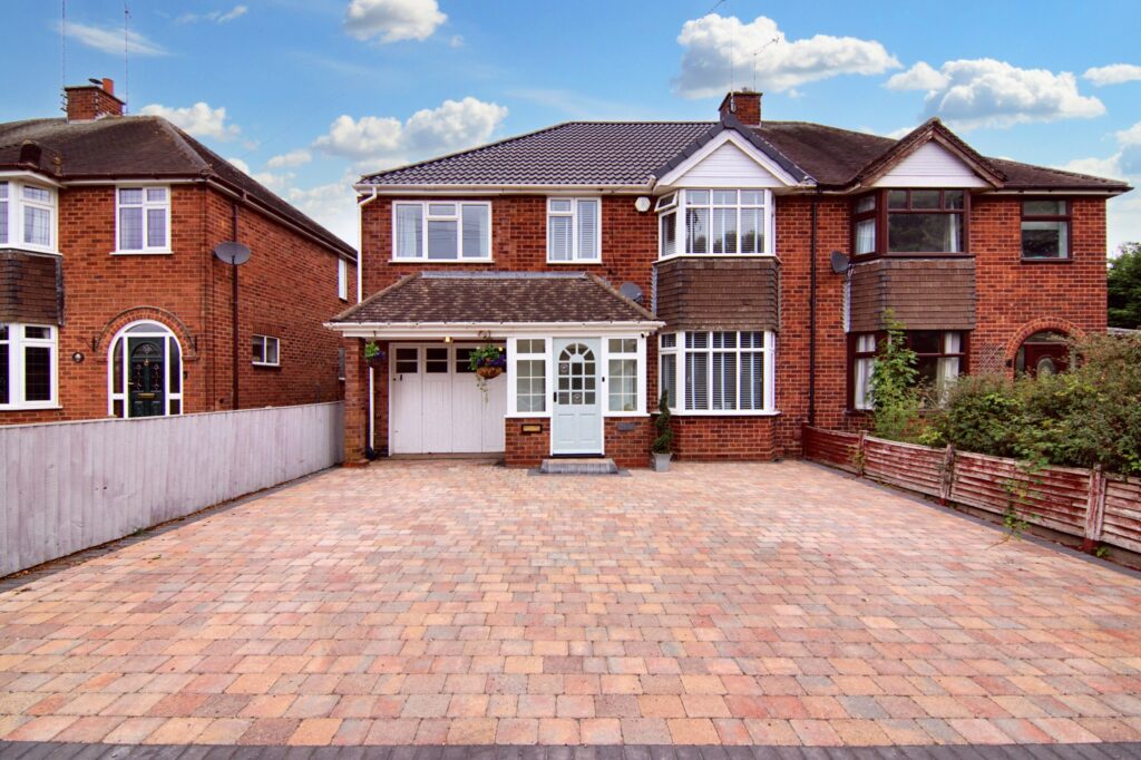 Sutton Avenue, Coventry, CV5