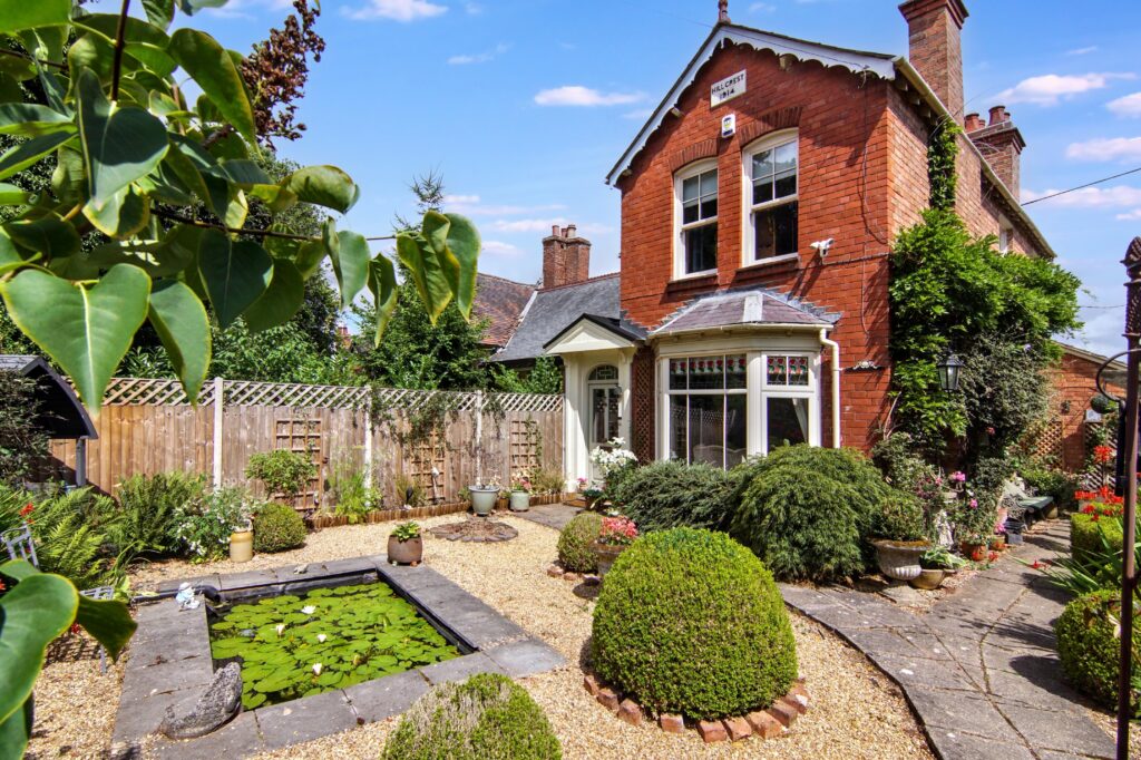 Tamworth Road, Corley, CV7