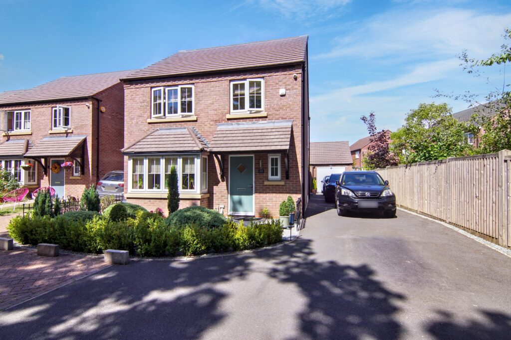 Acer Drive, Tidbury Green, B90