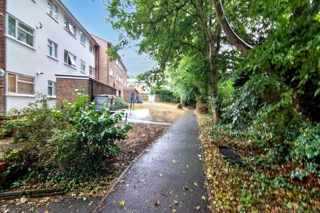 Webster Avenue, Kenilworth, CV8