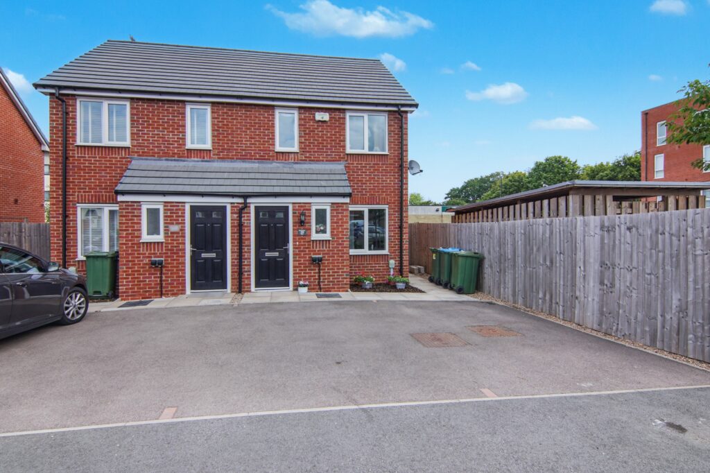 Dennis Davison Place, Coventry, CV4