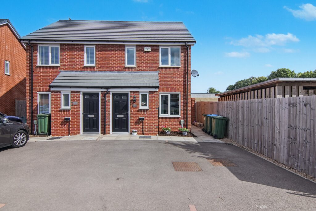 Dennis Davison Place, Coventry, CV4