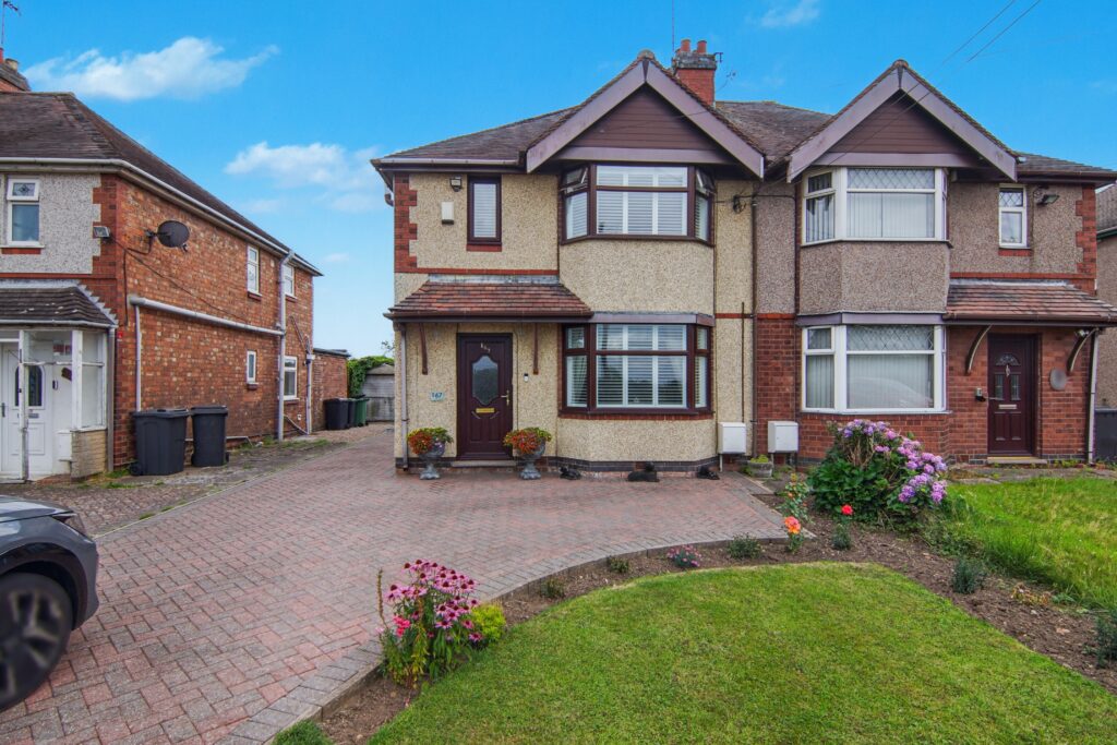 Coventry Road, Bulkington, CV12