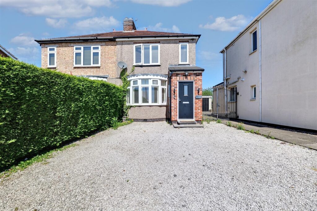 Bedworth Road, Bulkington, CV12