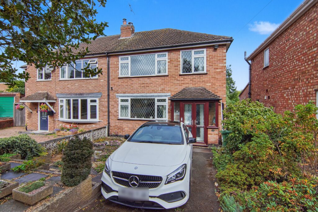 Leagh Close, Kenilworth, CV8