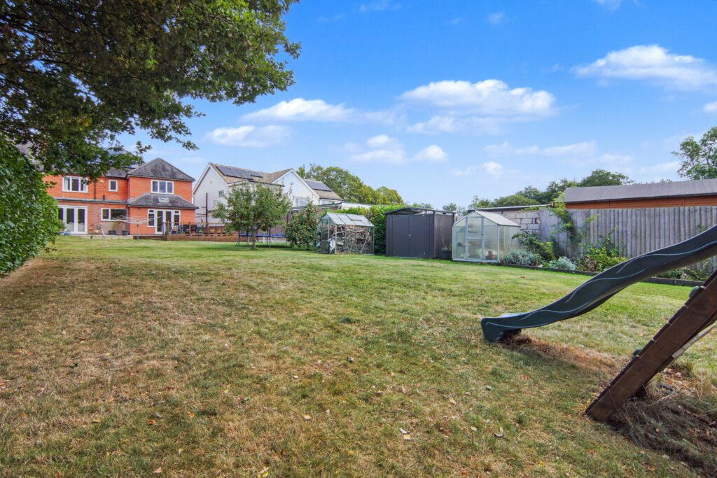 Tamworth Road, Coleshill, B46