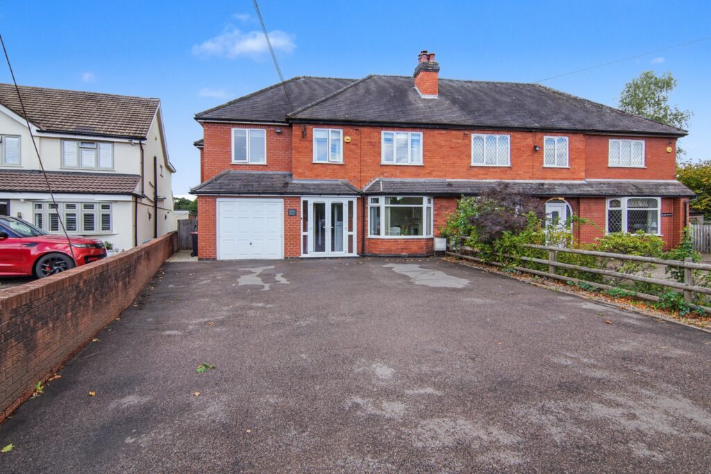 Tamworth Road, Coleshill, B46