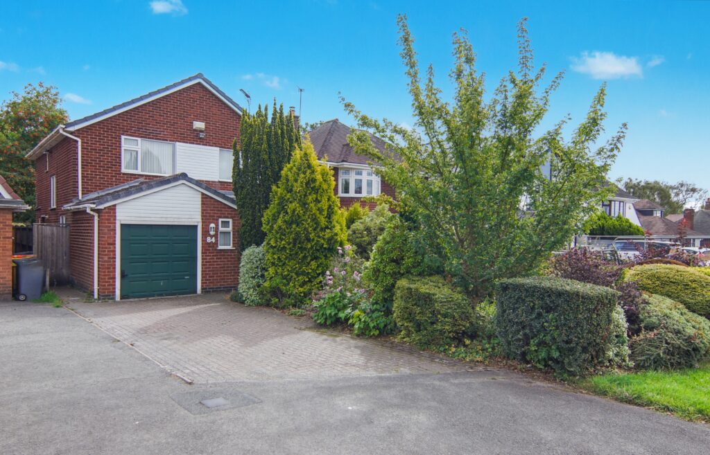 Bulkington Lane, Nuneaton, CV11