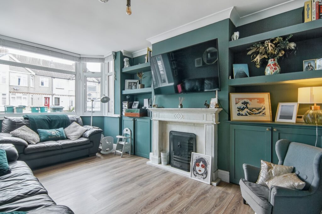 Southbank Road, Coventry, CV6