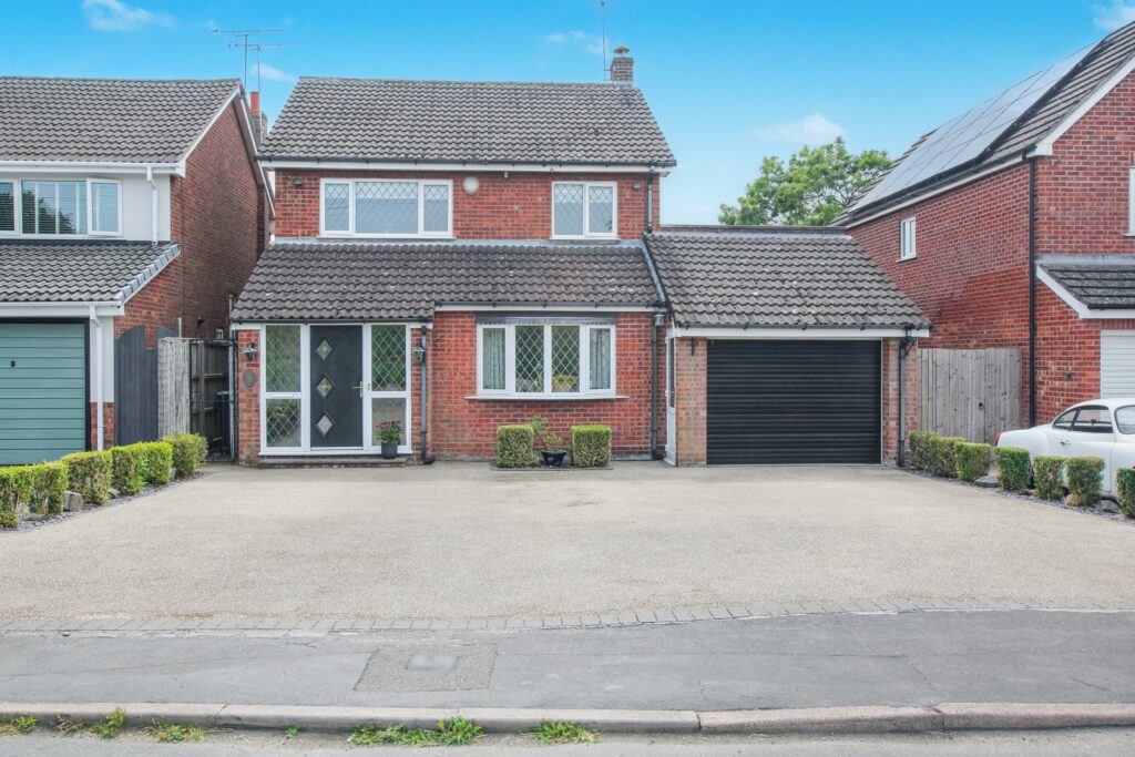 Grove Road, Ansty, CV7