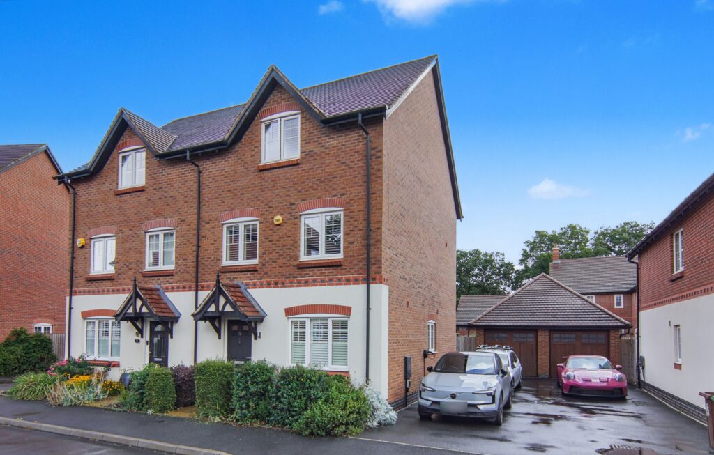 Meer Stones Road, Balsall Common, CV7