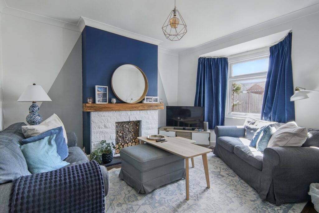 Holyhead Road, Coventry, CV5