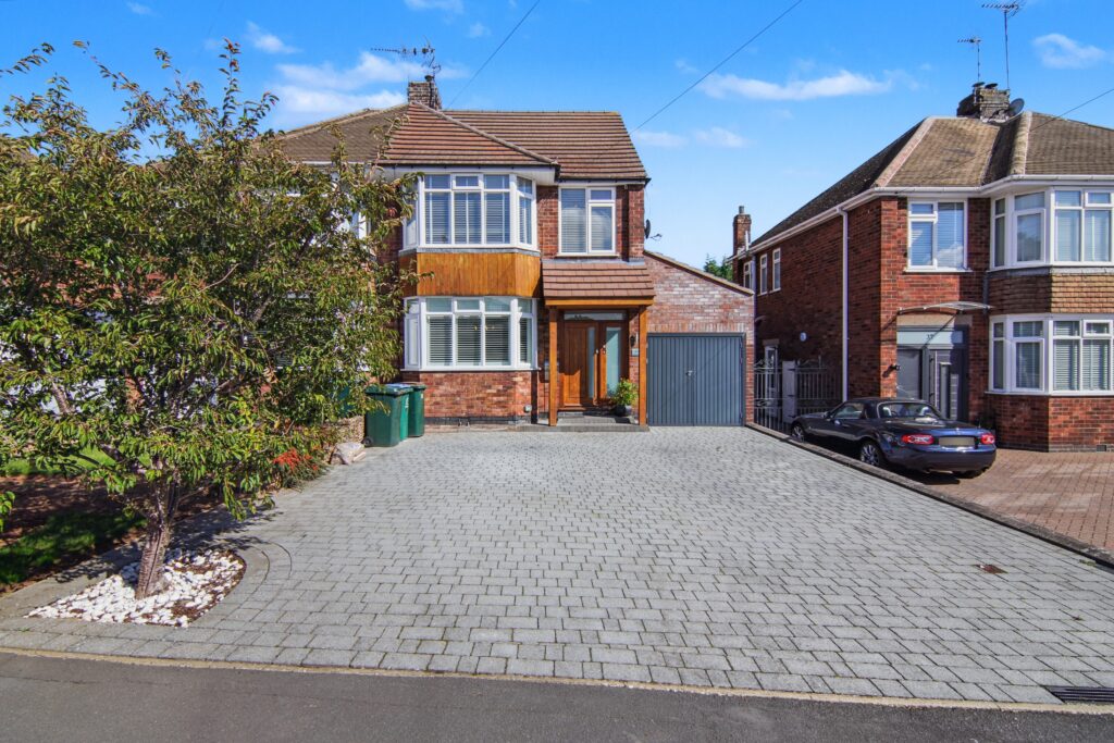 Frobisher Road, Coventry, CV3