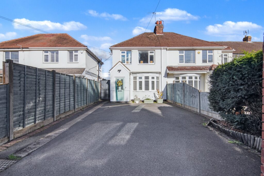 Nuneaton Road, Bulkington, CV12