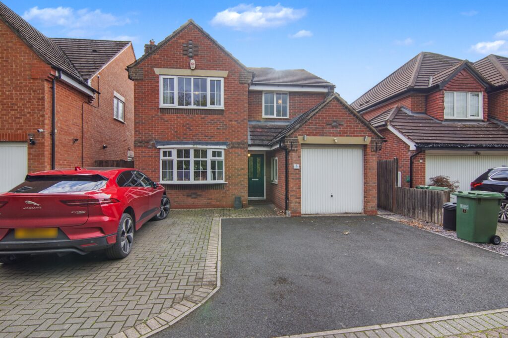 Grovefield Crescent, Balsall Common, CV7
