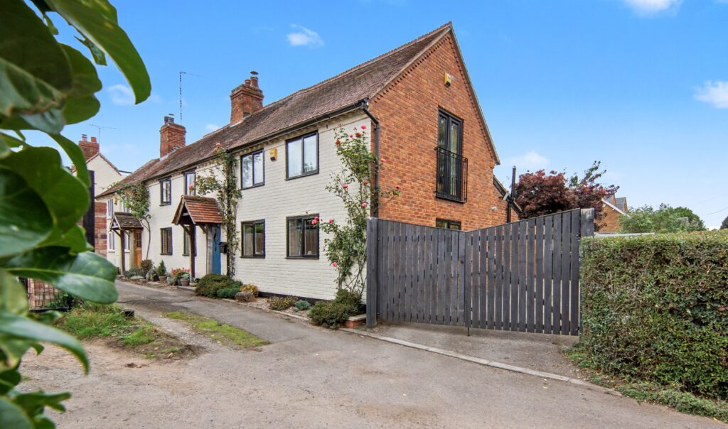 Hawkes Mill Lane, Allesley, CV5
