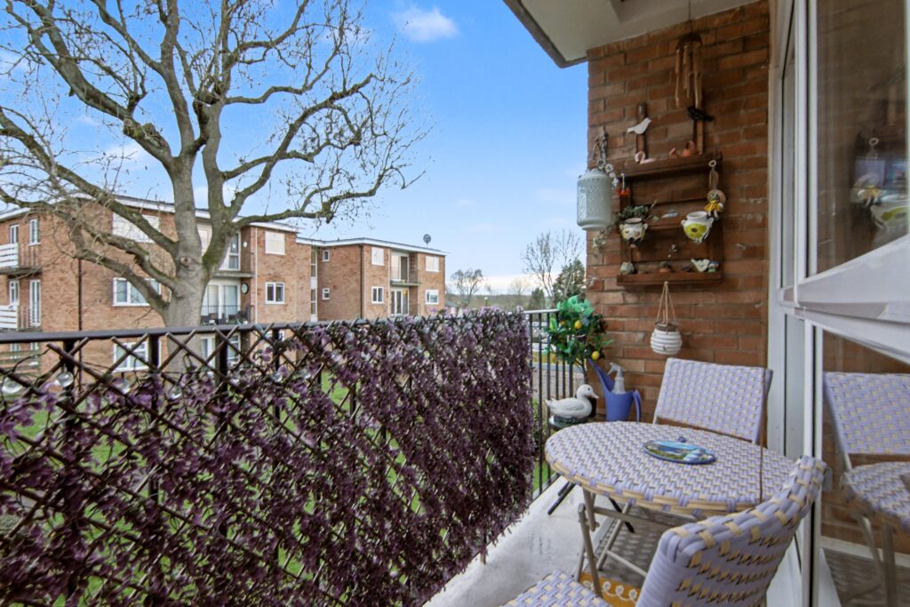 Mackenzie Close, Coventry, CV5