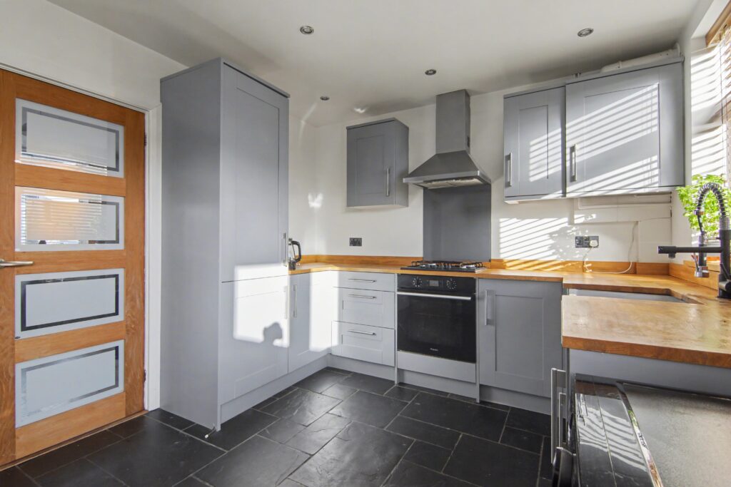 Lilac Avenue, Coventry, CV6