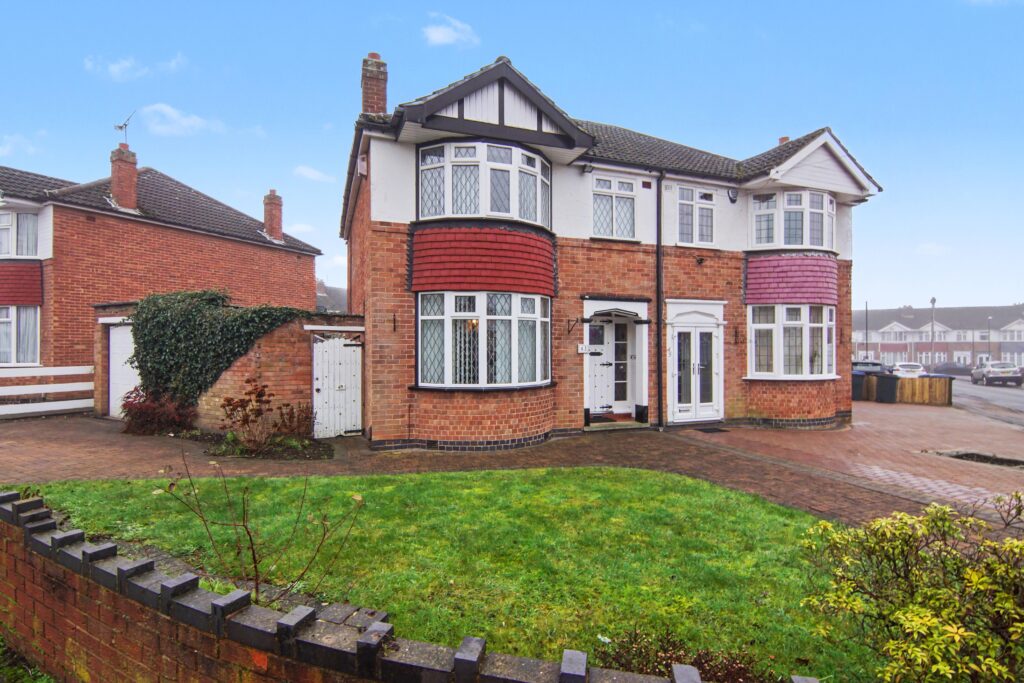 Silverdale Close, Coventry, CV2