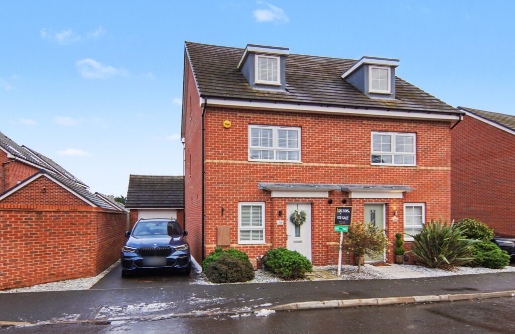 Fleece Lane, Nuneaton, CV11