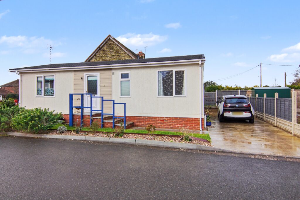 Mill Farm Park, Bulkington, CV12