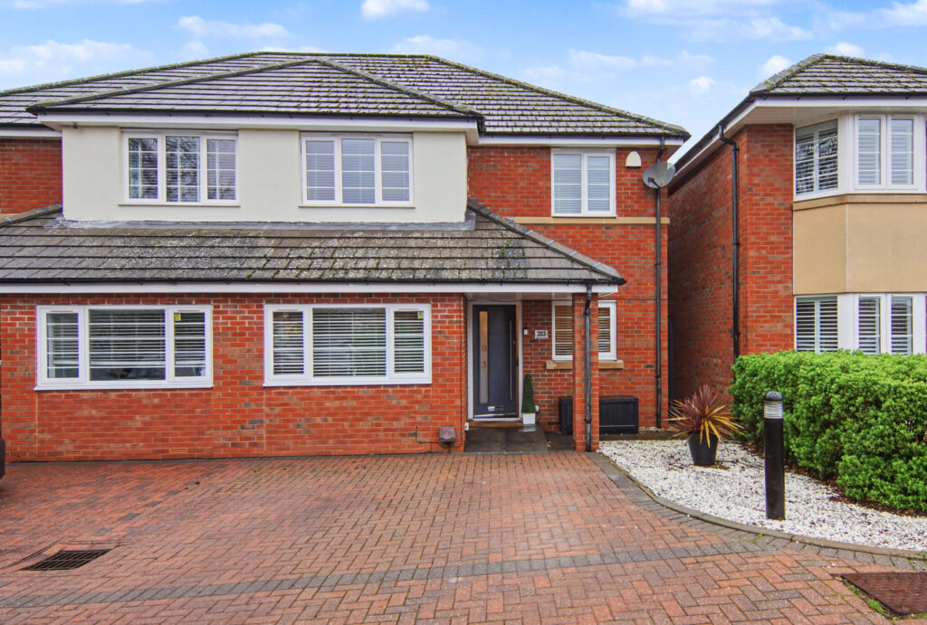 Hawthorn Lane, Coventry, CV4