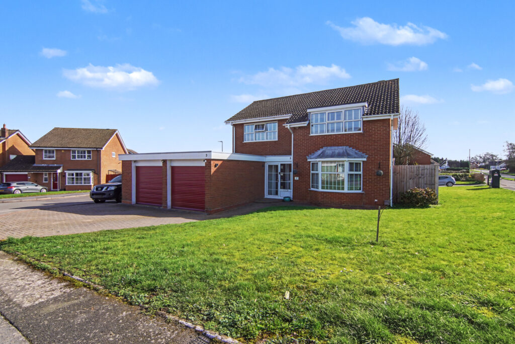 Shenstone Drive, Balsall Common, CV7