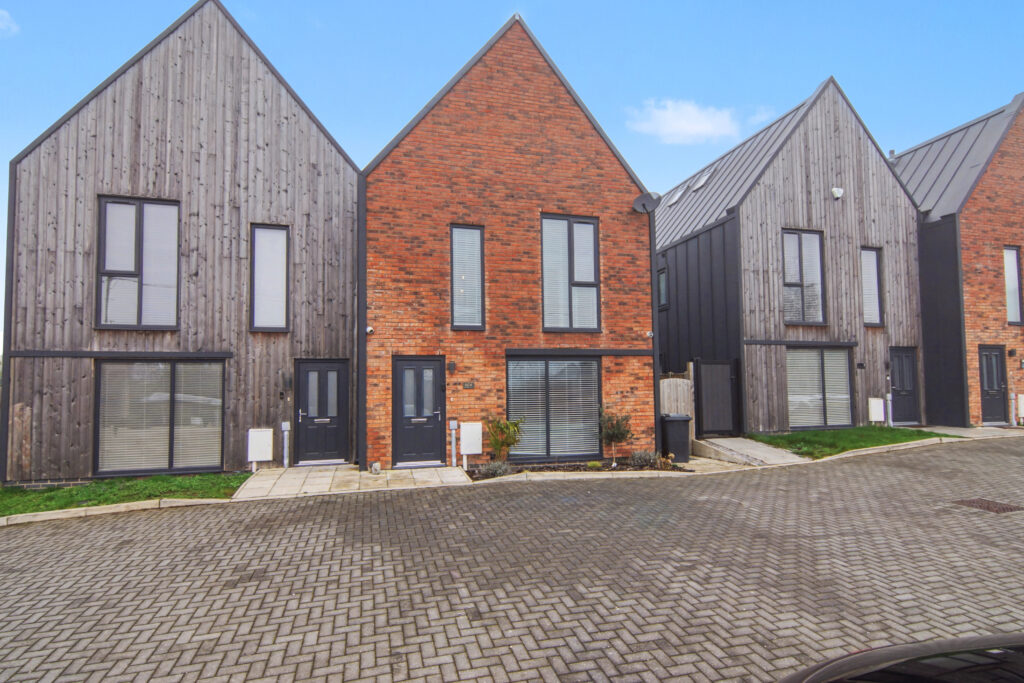 Harrowfield Close, Nuneaton, CV10