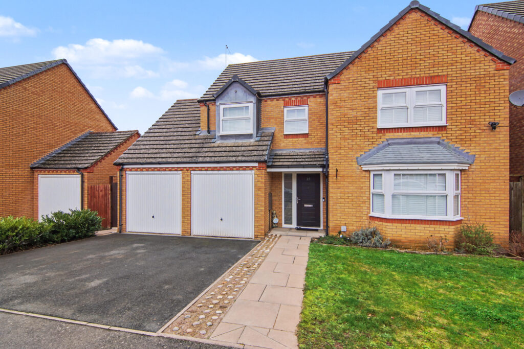Lyons Drive, Coventry, CV5