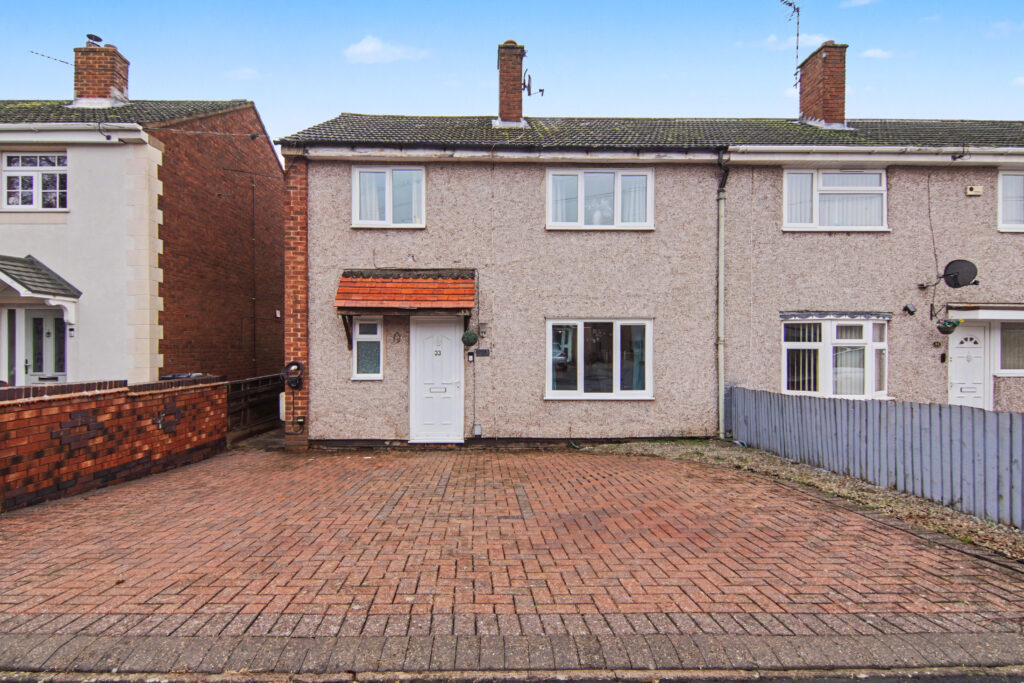 Newcomen Road, Bedworth, CV12